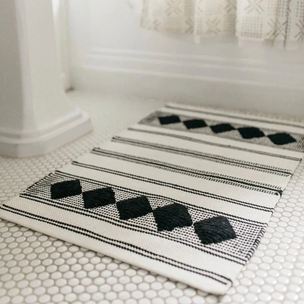 NWT Caravan Rug
